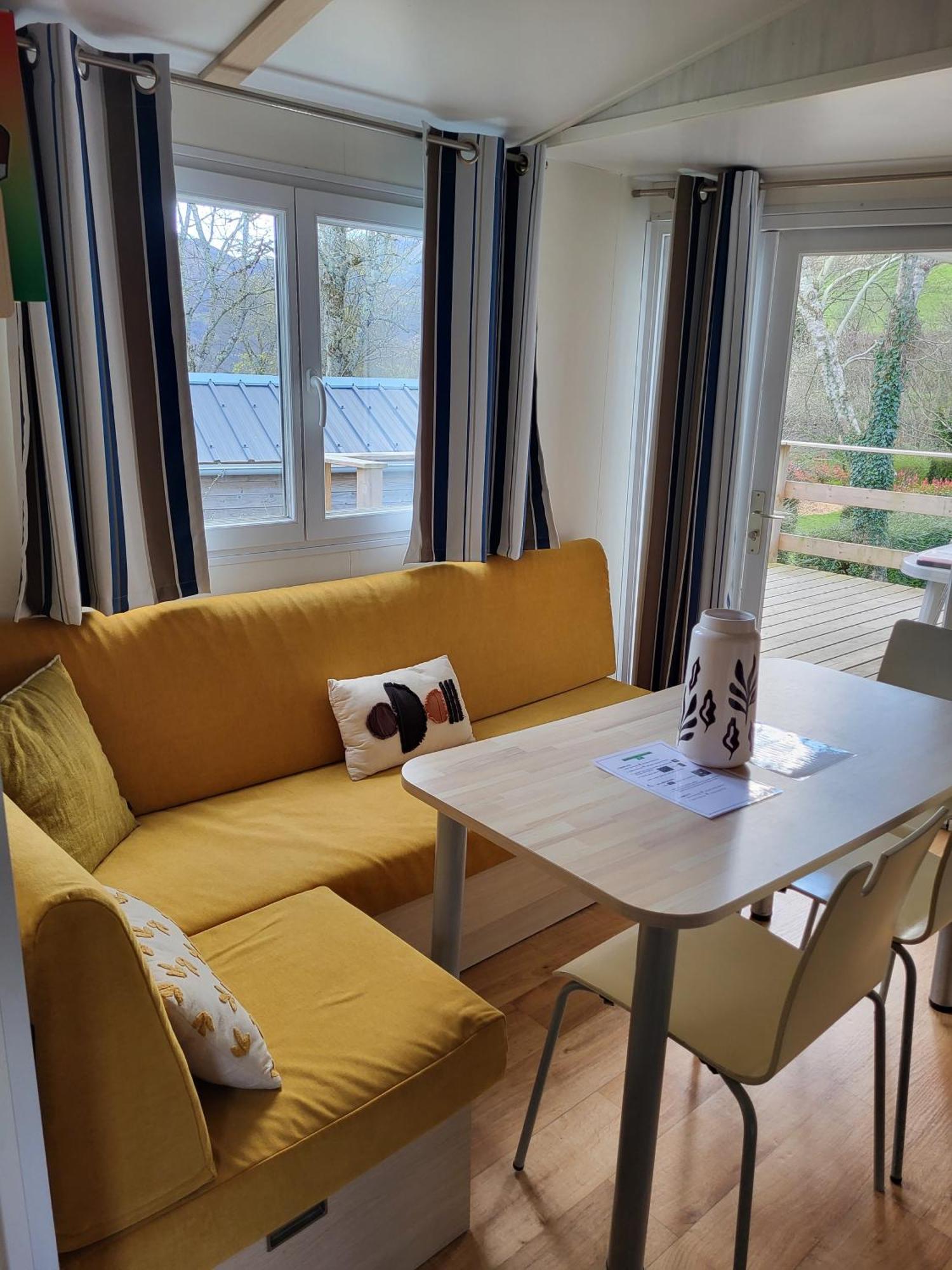 Camping Ixtila Mobilhome Betzuela Larrau Buitenkant foto